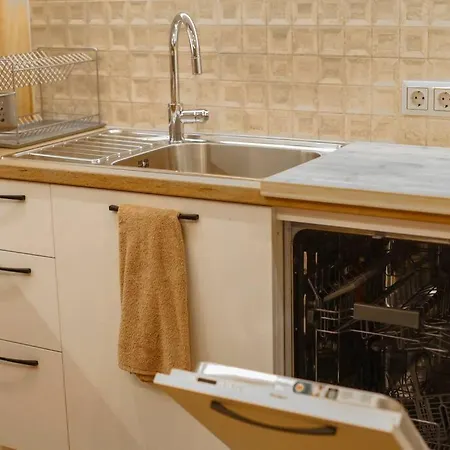 Marina Apartment-2bdr At South Bay Complex 公寓