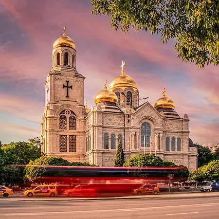 公寓 Marina Apartment-2bdr At South Bay Complex 瓦爾納