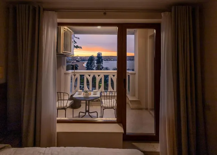 Marina Apartment-2bdr At South Bay Complex Appartamento Varna