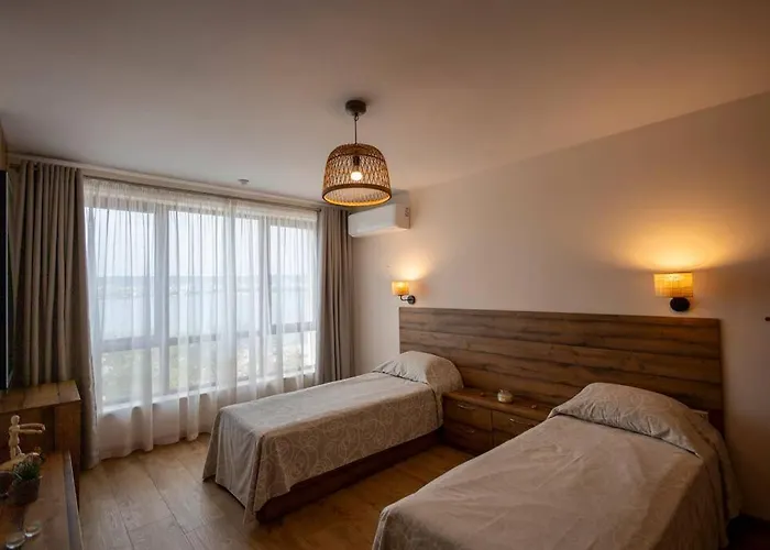 Marina Apartment-2bdr At South Bay Complex Varna